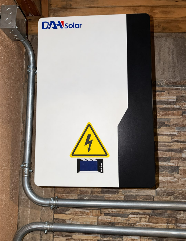 Batería de litio DAH Solar instalada